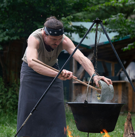 Kochen am offenen Feuer